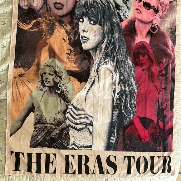 Taylor Swift 2023 Eras Tour Official Canvas Tapestry - Picture 2 of 7